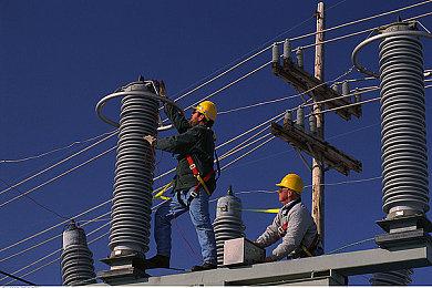 合作生存制作RPG《阴影笼罩》战斗内容预告片